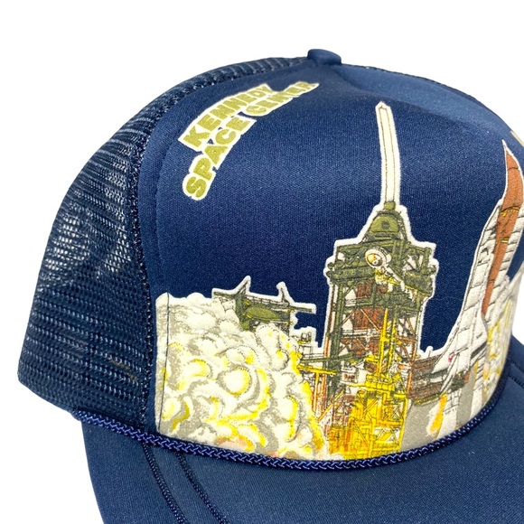 VINTAGE KENNEDY SPACE CENTER TRUCKER HAT - Picture 2 of 7